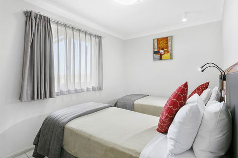Comfort Inn & Suites Burwood - Accommodation Main Beach 1