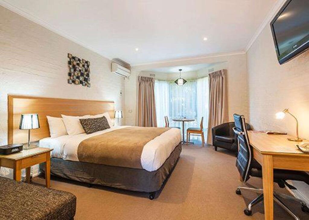 Tooborac VIC Accommodation Main Beach