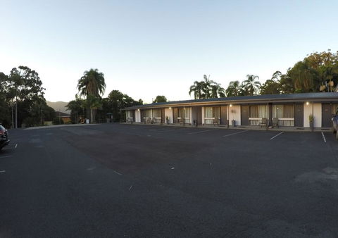 Comfort Inn Premier - Accommodation Main Beach 3