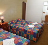 Commercial Hotel - Accommodation Main Beach
