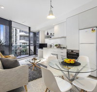 Complete Host SEE Apartments - Accommodation Main Beach