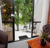 Connells Motel  Serviced Apartments - Accommodation Main Beach