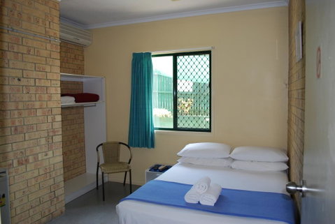Coolum Budget Accommodation - Accommodation Main Beach 2