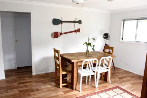 Coolum Classic Beach Shack - Pet Friendly - Accommodation Main Beach 1