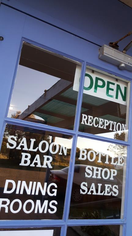 Coorong Hotel Motel - Accommodation Main Beach 1