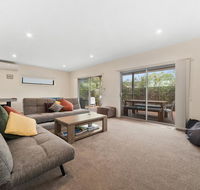 Cootamundra - Accommodation Main Beach