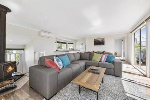 Coral Reef - Accommodation Main Beach 3