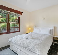 Cornwall Cottage 3 bedroom Fantastic View - Accommodation Main Beach