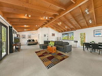 Corroboree Spa Cabin- Eaglereach