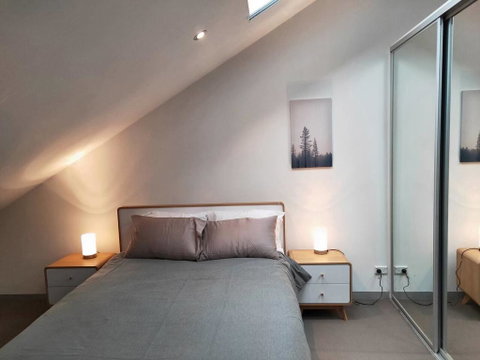 Cosy Modern Apartment In Brunswick - Accommodation Main Beach 1
