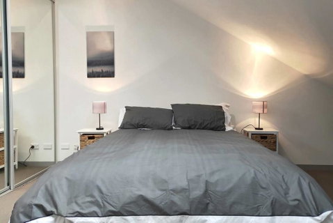 Cosy Modern Apartment In Brunswick - Accommodation Main Beach 2