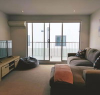 Cosy Modern Apartment in Brunswick - Accommodation Main Beach