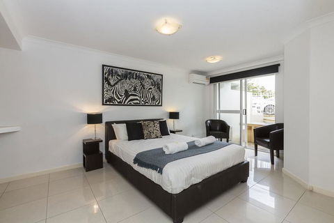 Cottesloe Cove Beach Apartment - Accommodation Main Beach 1