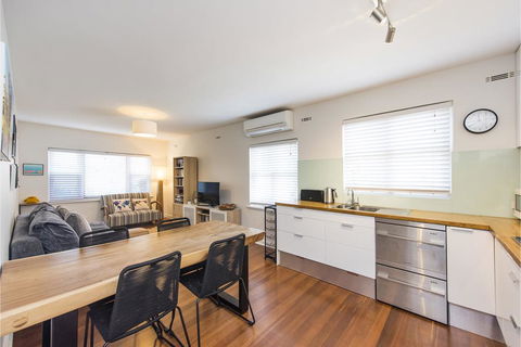 Cottesloe Sunset On Salvado - Accommodation Main Beach 0