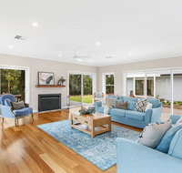 Cotton House - Accommodation Main Beach