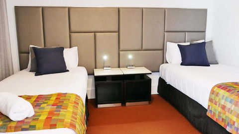 Country Capital Motel - Accommodation Main Beach 1