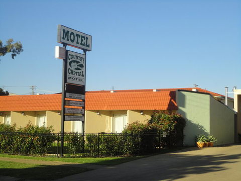 Country Capital Motel - Accommodation Main Beach 0