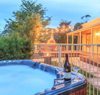 Country House Retreat - Accommodation Main Beach