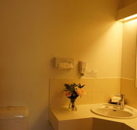 Country Motor Inn - Accommodation Main Beach