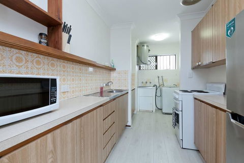 Cozy 2 Bedrooms Unit Near Perth Zoo - Accommodation Main Beach 2