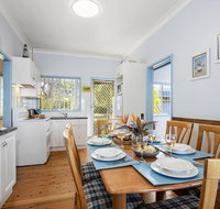 Crystal Blue - views across the bay - Accommodation Main Beach