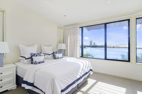 Currumbin Beachside Holiday Home - Accommodation Main Beach 1