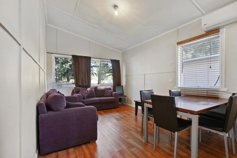 Dargo River Inn - Accommodation Main Beach 2
