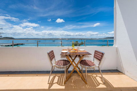 Del Rae Unit 8 - Shoal Bay - Accommodation Main Beach 0