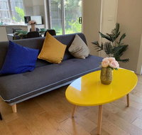 Delicate and Peaceful Bundoora Townhouse 7 - Accommodation Main Beach