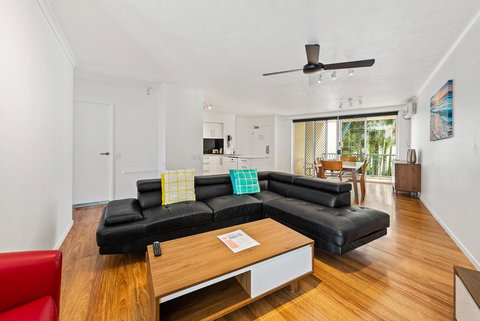 Diamond Beach Resort Broadbeach 115 - Accommodation Main Beach 1