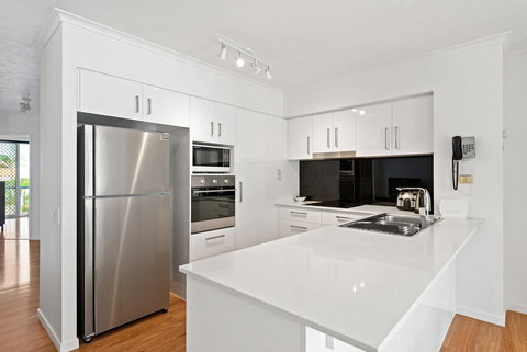 Diamond Beach Resort Broadbeach 115 - Accommodation Main Beach 2