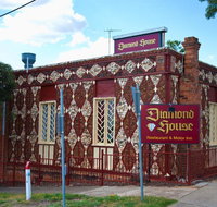 Diamond House Heritage Restaurant and Motor Inn - Accommodation Main Beach