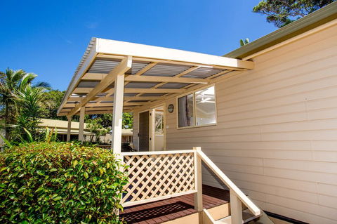 Discovery Parks - Harrington - Accommodation Main Beach 2
