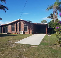 Dog Friendly Holiday House At Red Beach - Accommodation Main Beach