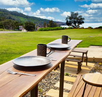 Dolphin Studio Apartment 1a Ocean Street - Accommodation Main Beach