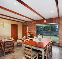 Don Carmella - Accommodation Main Beach