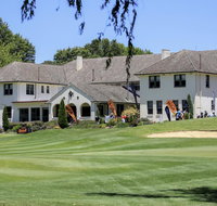 Dormie House - Accommodation Main Beach