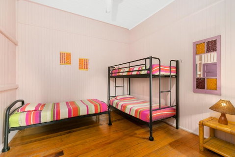 Dreamtime Travellers Rest - Accommodation Main Beach 2