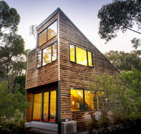 DULC Cabins - Accommodation Main Beach