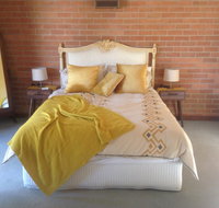 Dunolly Broadway BB - Accommodation Main Beach