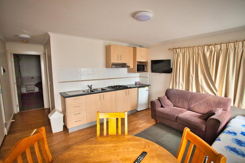 Eaglehawk Park Canberra - Accommodation Main Beach 1