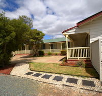 Echuca Holiday Units - Accommodation Main Beach