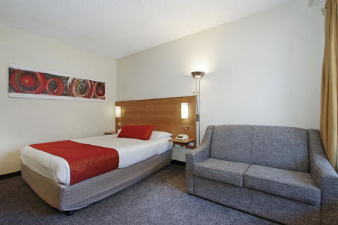 Econo Lodge Griffith Motor Inn - Accommodation Main Beach 3