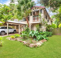 Edge Hill Holiday Home / Cairns - Accommodation Main Beach