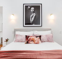 Elegant Studio in Grand Manor 20 min From Sydney - Accommodation Main Beach