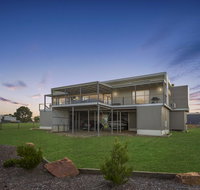 Elevation - Waterviews in Newlands Arm - Accommodation Main Beach