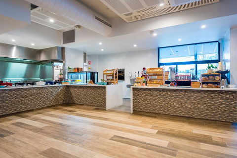 Elite Gold Coast - Accommodation Main Beach 2