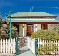 Emaroo Cottages Broken Hill - Accommodation Main Beach