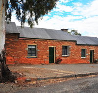 Emma Tiver Heritage Cottage - Accommodation Main Beach