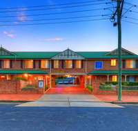 Endeavour Court Motor Inn - Accommodation Main Beach